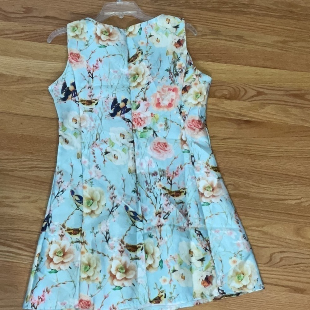 FASHION Classic Sleeveless Dress - Picture 5 of 9